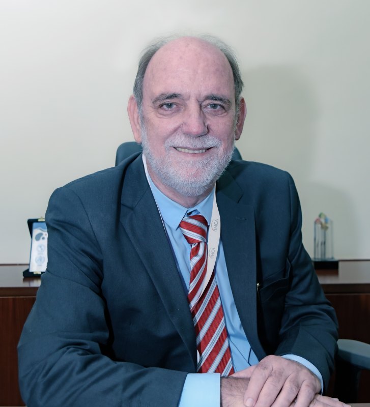 ROBERTO DE ALMEIDA GIL